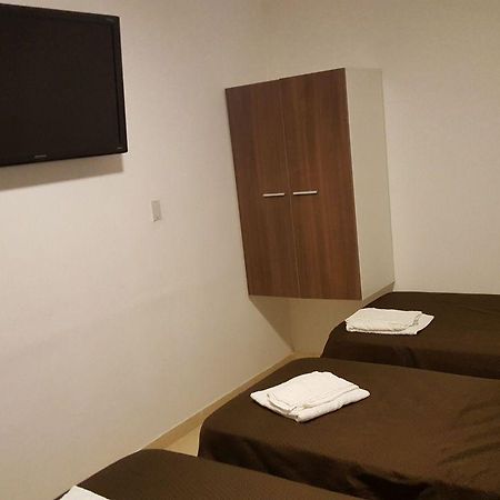 Apart Temporario Saenz Pena Apartamento Saenz Pena  Exterior foto